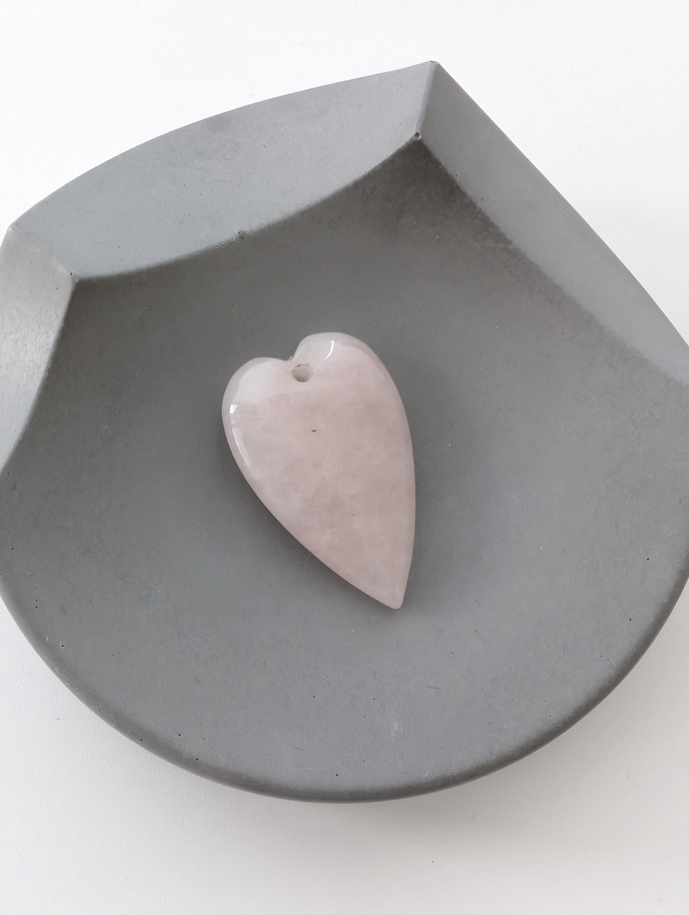 Подвеска сердце розовый кварц, 40*25мм