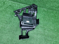 Кронштейн заднего бампера правый BMW X5 F15 13-18