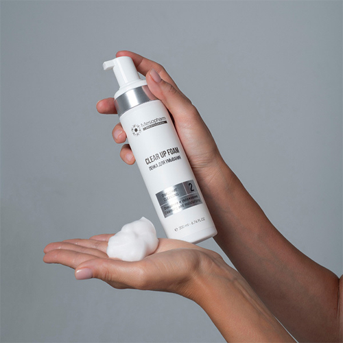 Пенка для умывания Mesopharm Professional Clear Up Foam 200мл