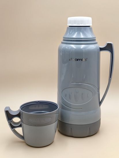 Термос 1,8 л. со стеклянной колбой Kamille KM 2032 пластиковый, 2 чашки