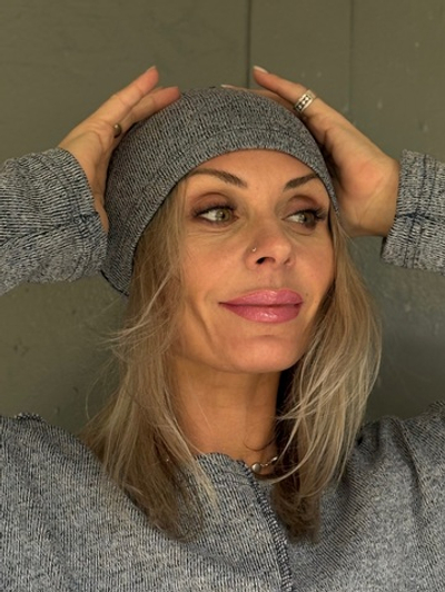 Шапочка вязаное полотно