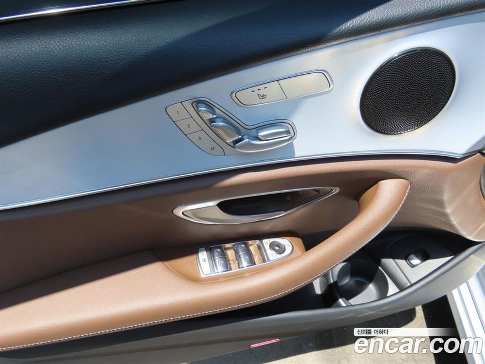 Mercedes-Benz E-Class W213 E250 Avangarde (09.2021)