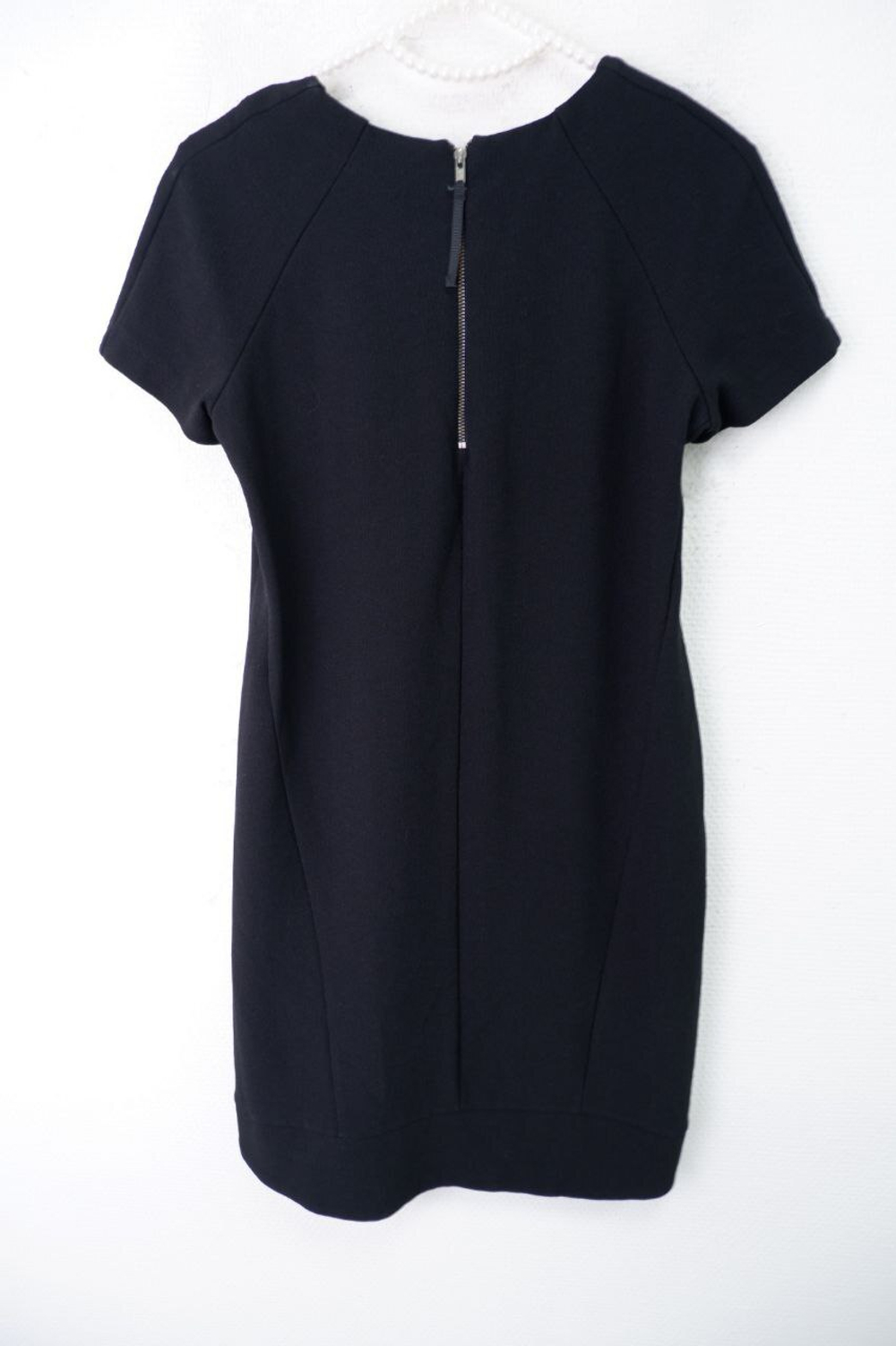 Платье Topshop лаконичное 42 размер