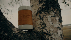 Кружка большая фарфоровая без ручки с цитатами С.А. Есенина на бересте.