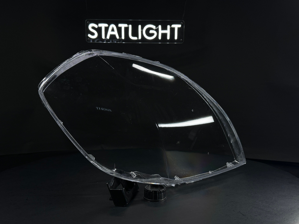 Правое стекло фары Nissan Teana 2003-2005