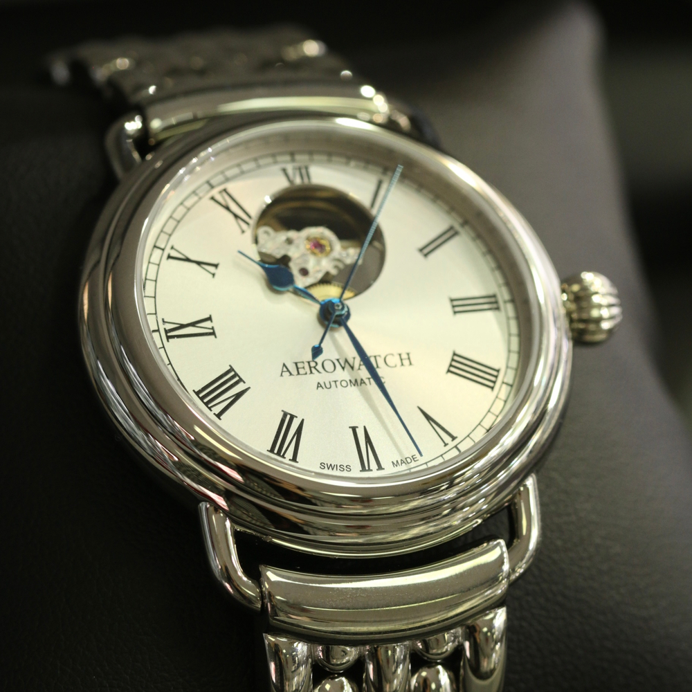 Aerowatch 68900 AA03 M