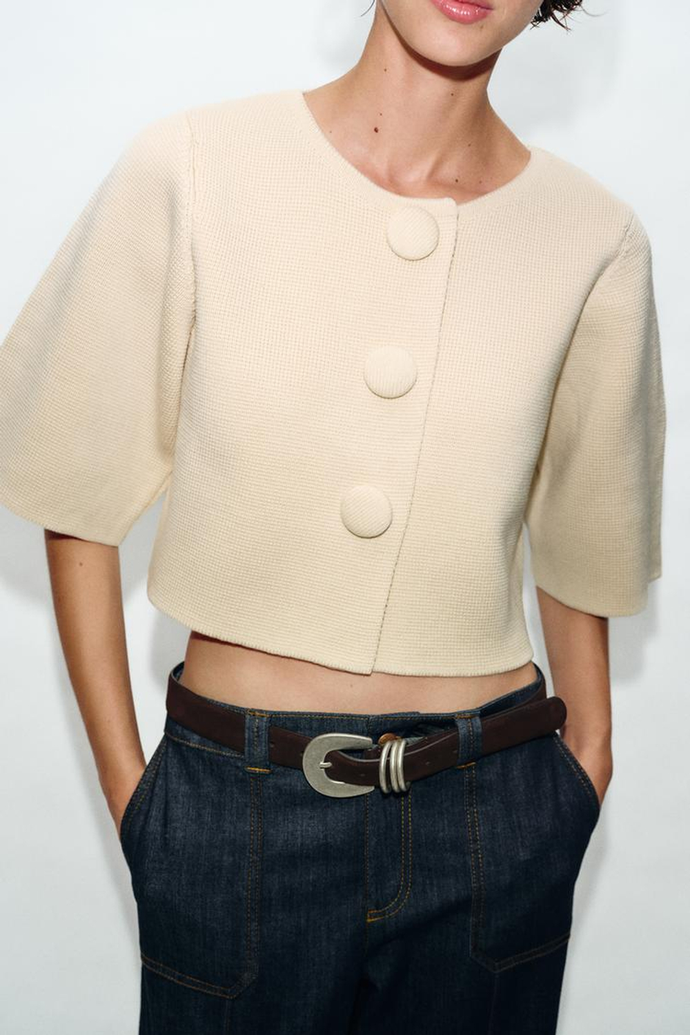 ZARA УКОРОЧЕННЫЙ ВЯЗАНЫЙ КАРДИГАН, ЭКРЮ