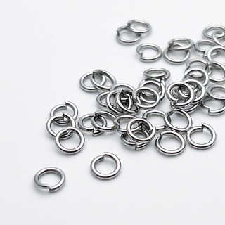 Колечки соединительные, сталь, диаметр 6 мм, толщина 1 мм, цена за 3 грамма (около 30 штук)