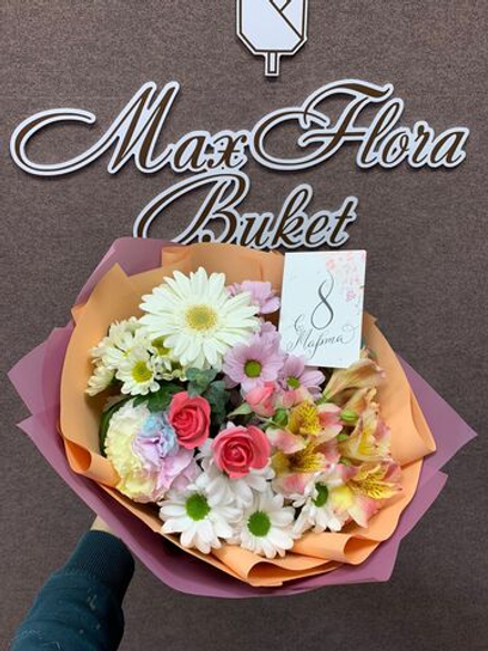 Букет 8 Марта М-49