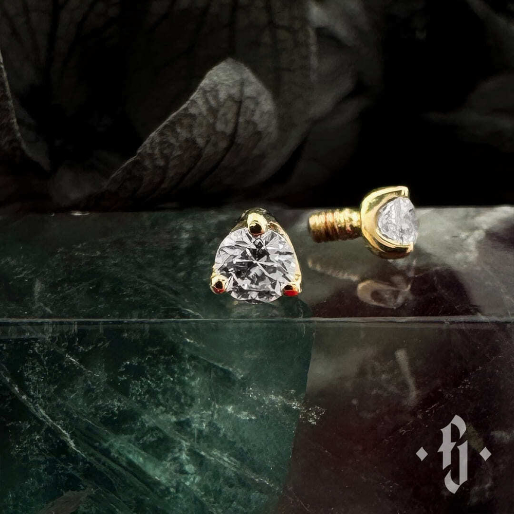 Накрутка "Three Prongs" - Желтое золото - White CZ