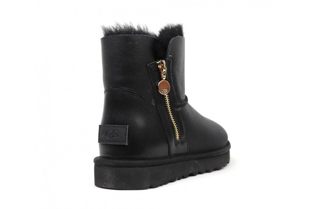 UGG Bailey Zip Mini Black Metallic