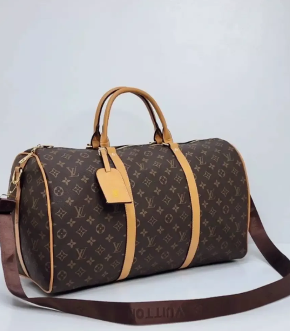 Сумка Louis Vuitton стильная