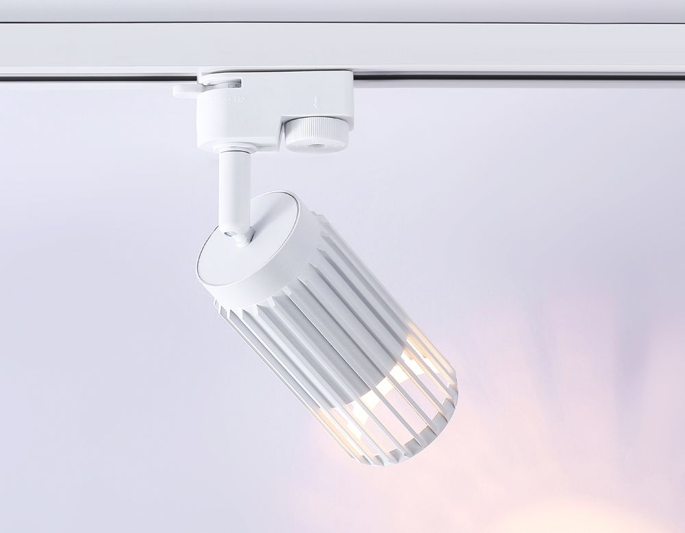 Ambrella Трековый однофазный светильник со сменной лампой Track System GL5157