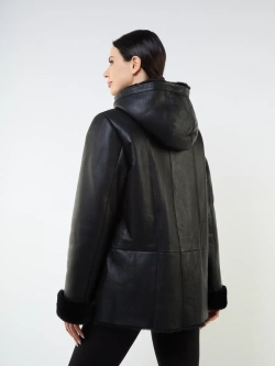 Дубленка натуральная зимняя с капюшоном