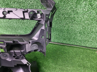 Кронштейн бампера правый BMW 7er G70 22-нв M-paket