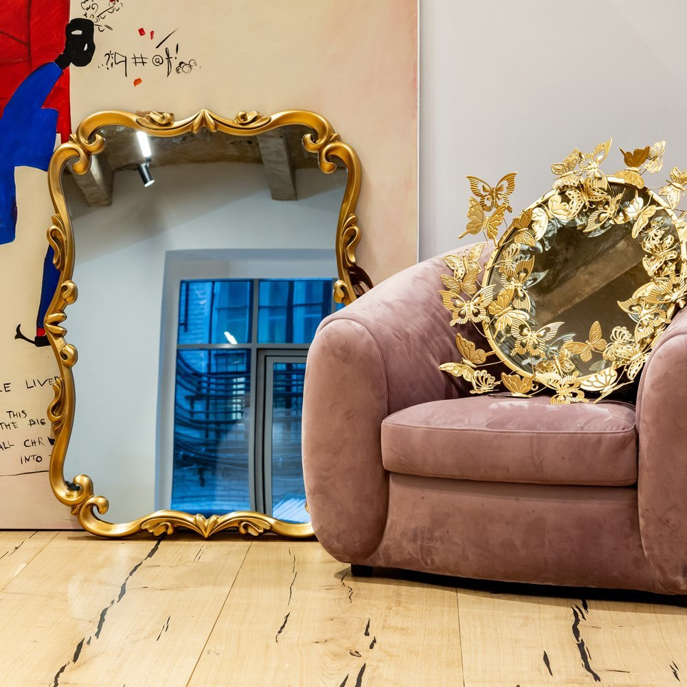 Настенное зеркало Бернардо Объект мечты