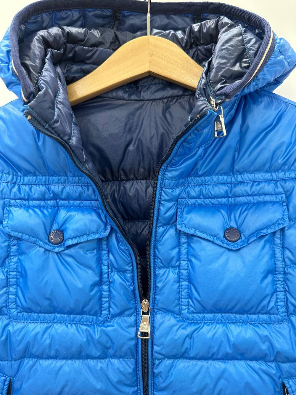 Пуховик Moncler