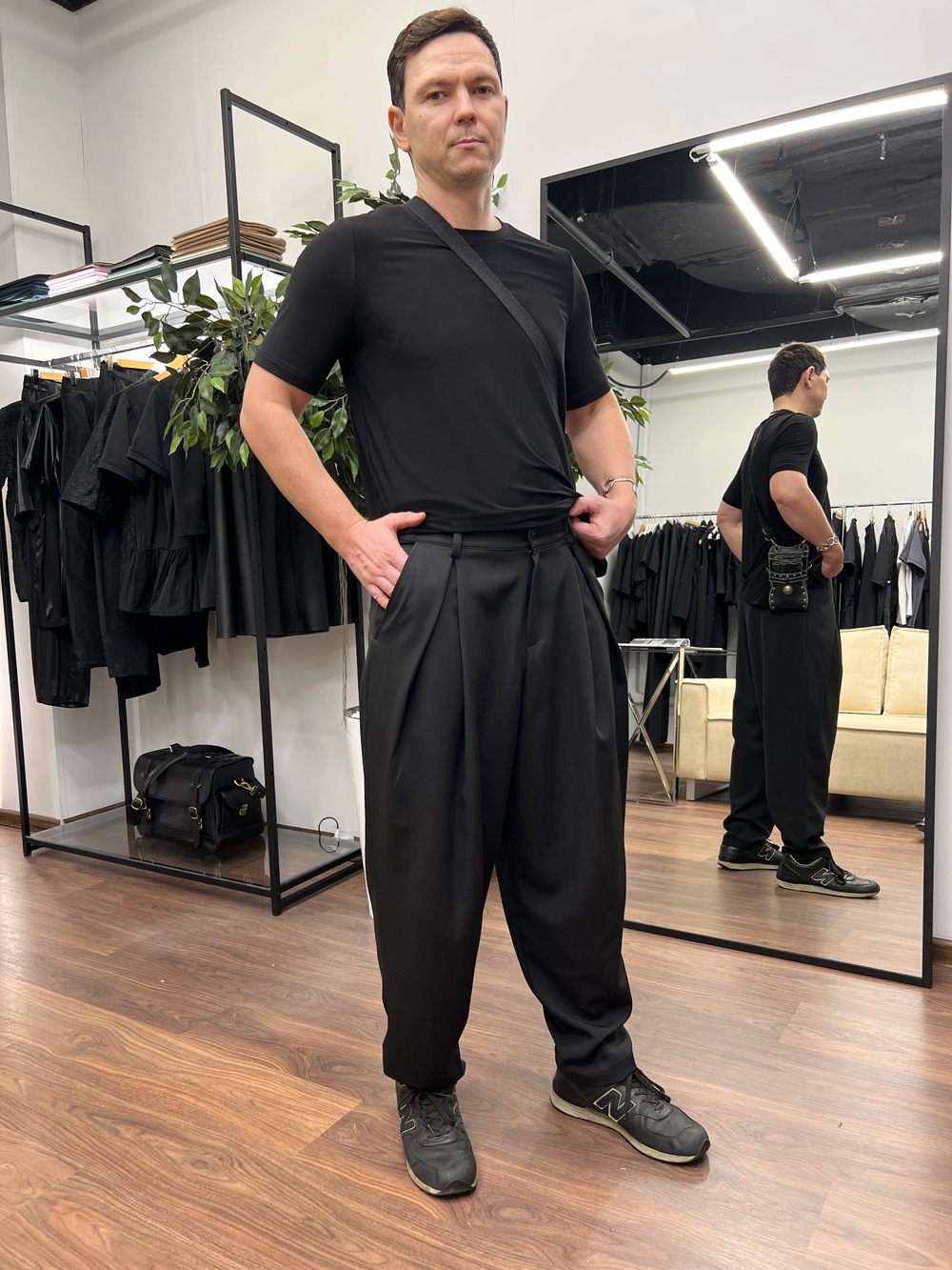 Брюки бананы мужские для парикмахера