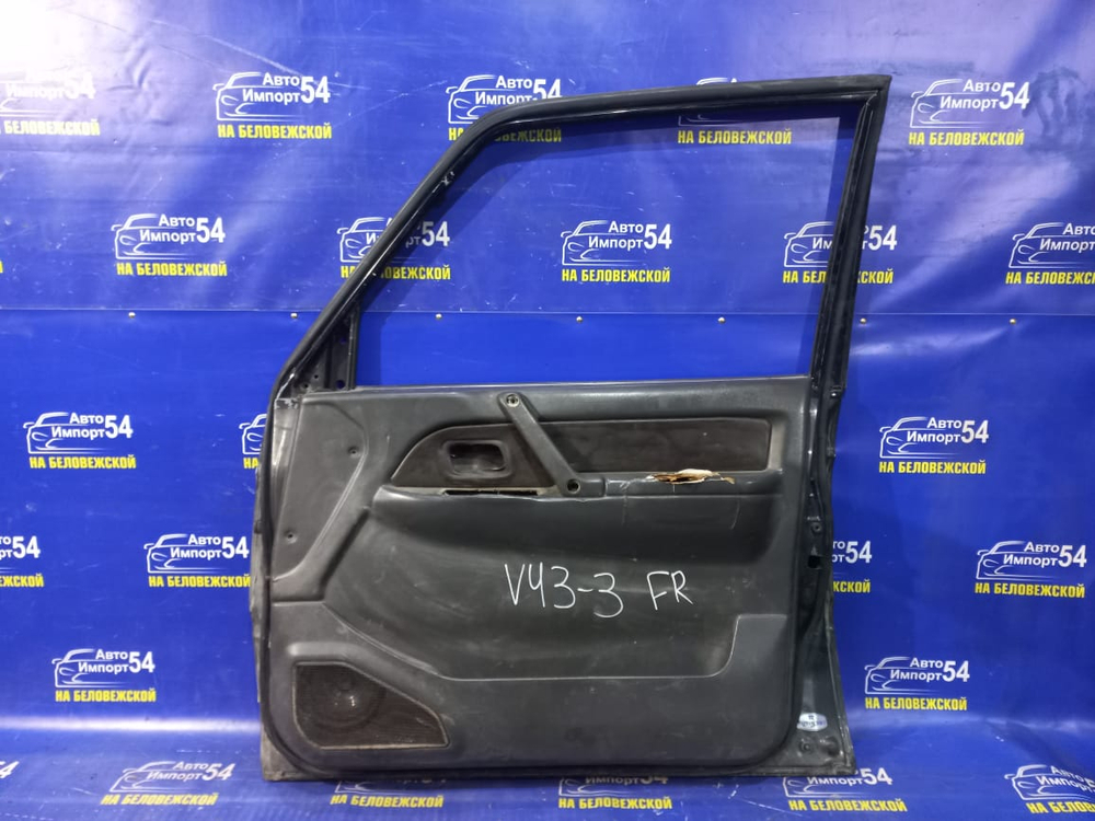 Дверь передняя правая MITSUBISHI PAJERO 1993