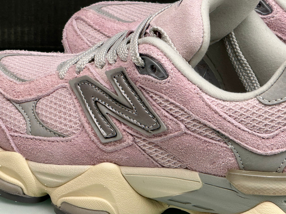 New Balance 9060 December Sky