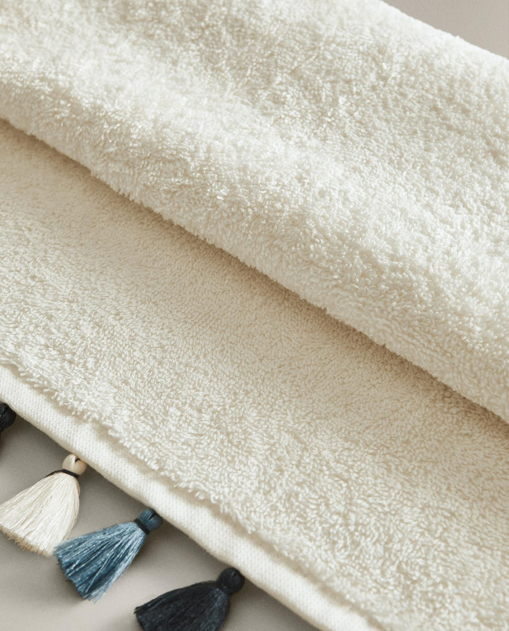 Zara Home - Банное полотенце с бахромой, синий, 30х50 см