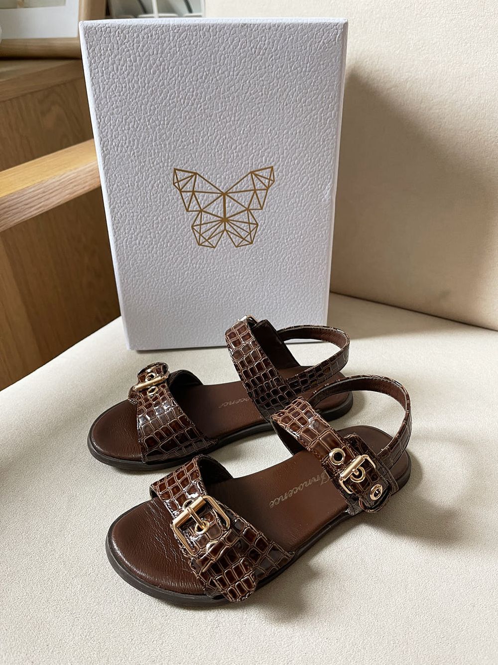 Босоножки Age of Innocence, 30