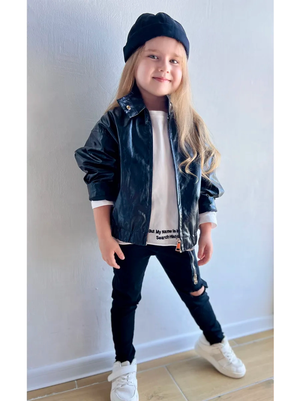 Бомбер из экокожи оверсайз