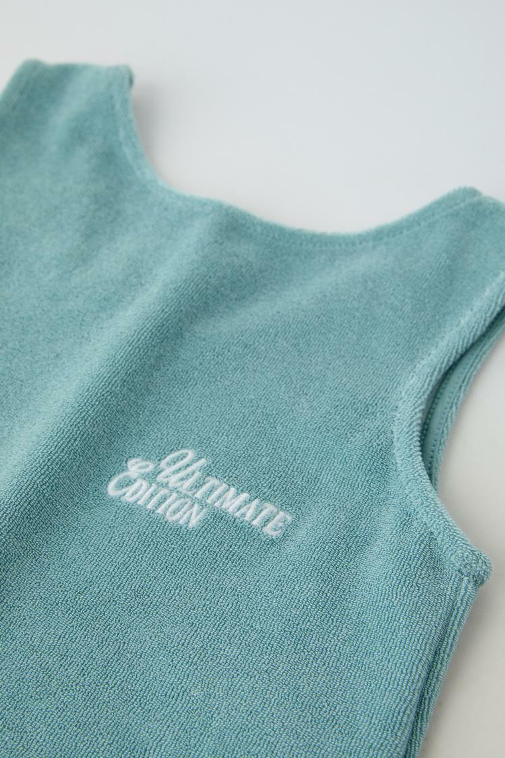 ZARA КОМПЛЕКТ ИЗ ФУТБОЛКИ И ШОРТОВ ИЗ МАХРОВОЙ ТКАНИ, СВЕТЛО-ГОЛУБОЙ