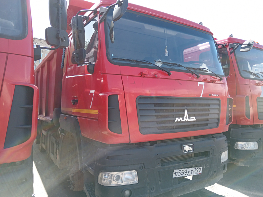 МАЗ 6501* 6x4 Самосвал 650128-8520-000 (Дизельный, 11,6 л, 423 л.с., МТ)