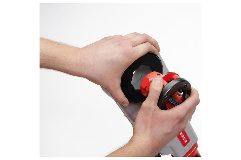 Аккумуляторный резьбонарезной клупп Rothenberger SUPERTRONIC 2000 E, комплект D 1/2 - 2"