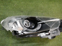 Битая Фара правая Mazda CX-5 1 (2015-2017) LED