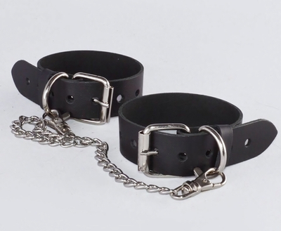 Кожаные оковы Новичок (Цвет: черный)