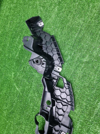 Кронштейн переднего бампера BMW 7er G70 (2022-н.в)