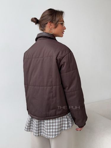 Укороченная куртка шоколадного цвета