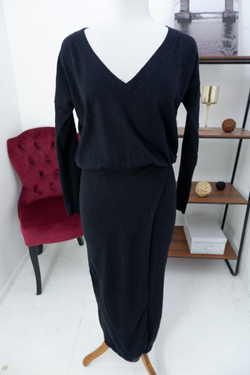 Платье Zara повседневное 44 размер