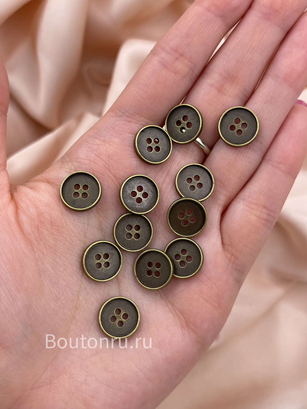 Пуговицы на прокол металлические бронзовые