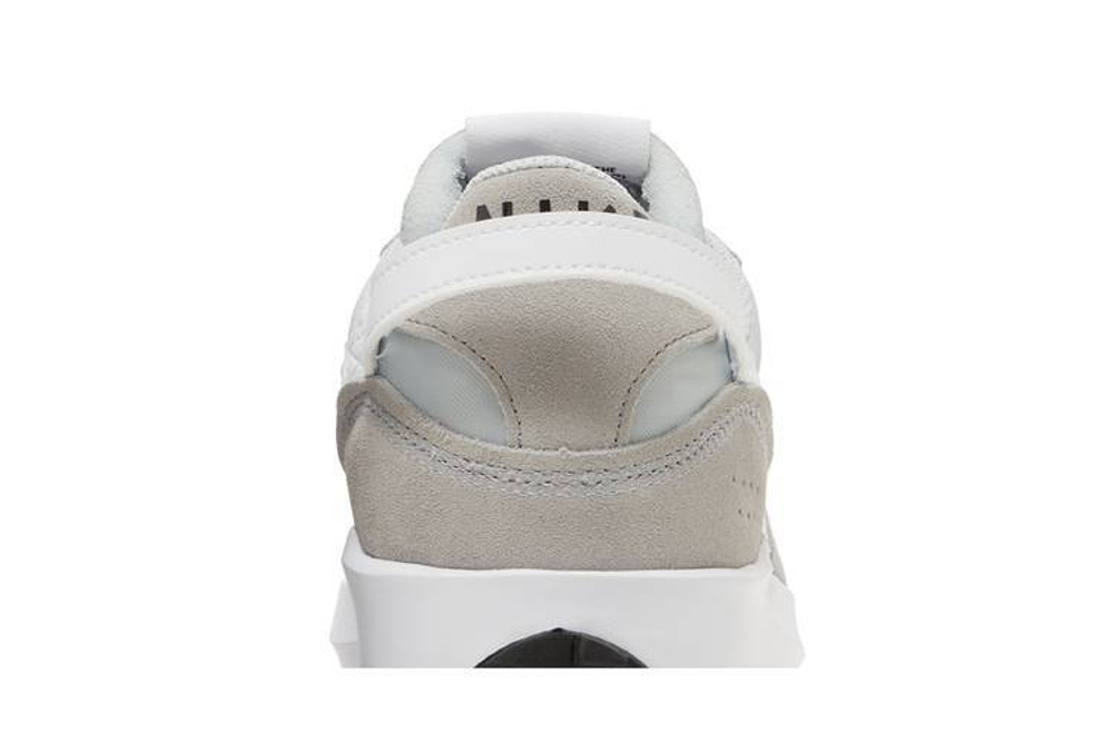 Кроссовки Nike Waffle Debut
