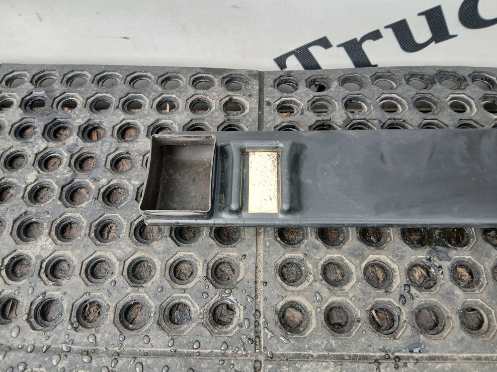 Воздуховод отопителя