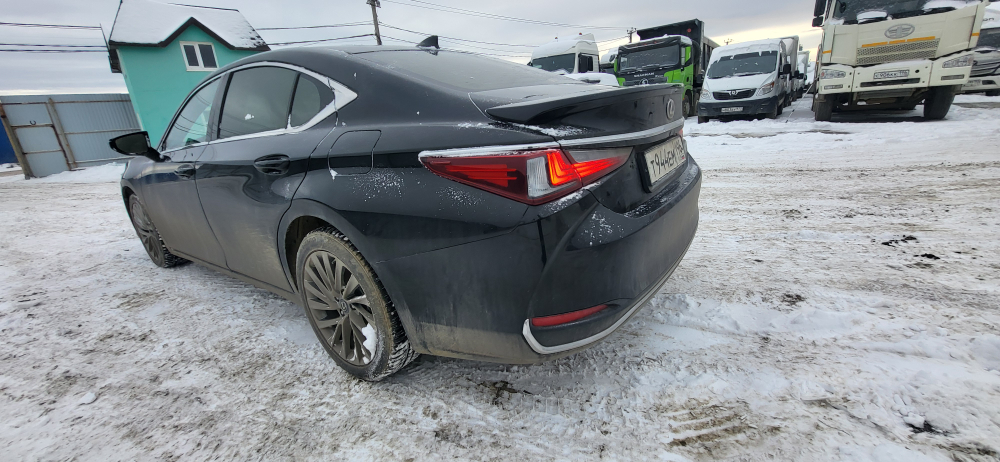 Lexus ES300h ES300h 2.5h CVT Luxury (ГИБРИД)