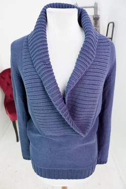 Джемпер Tommy Hilfiger классического кроя, маркировка L, визуально 48 размер