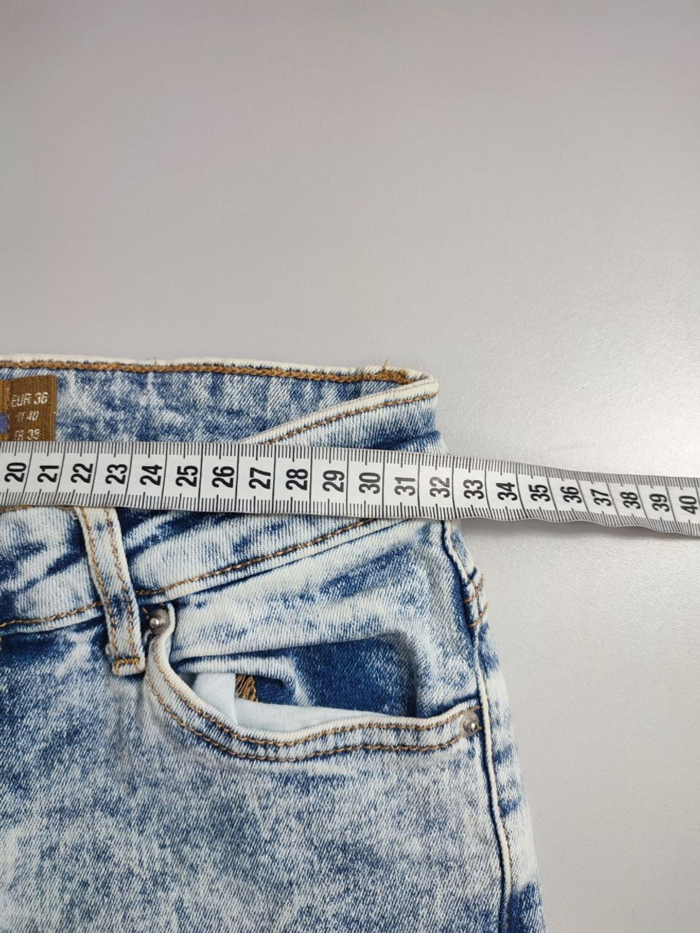 Джинсы Janina светлые 42 размер