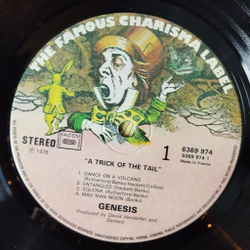 Винтажная виниловая пластинка LP Genesis A Trick Of The Tail (France 1976)