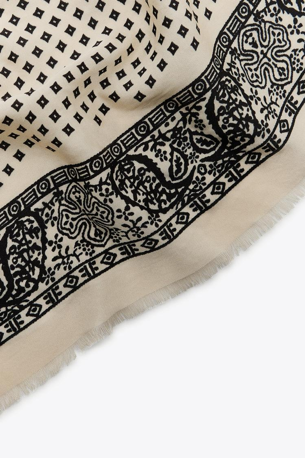 ZARA БАНДАНА САТИНОВАЯ С ПРИНТОМ, ЭКРЮ