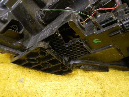 Битая Фара правая Nissan Qashqai J11 (2013-2019) галоген