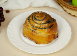 Булочка с маком