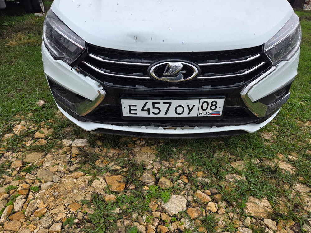 LADA VESTA Седан Life 1.6 106hp 5MT