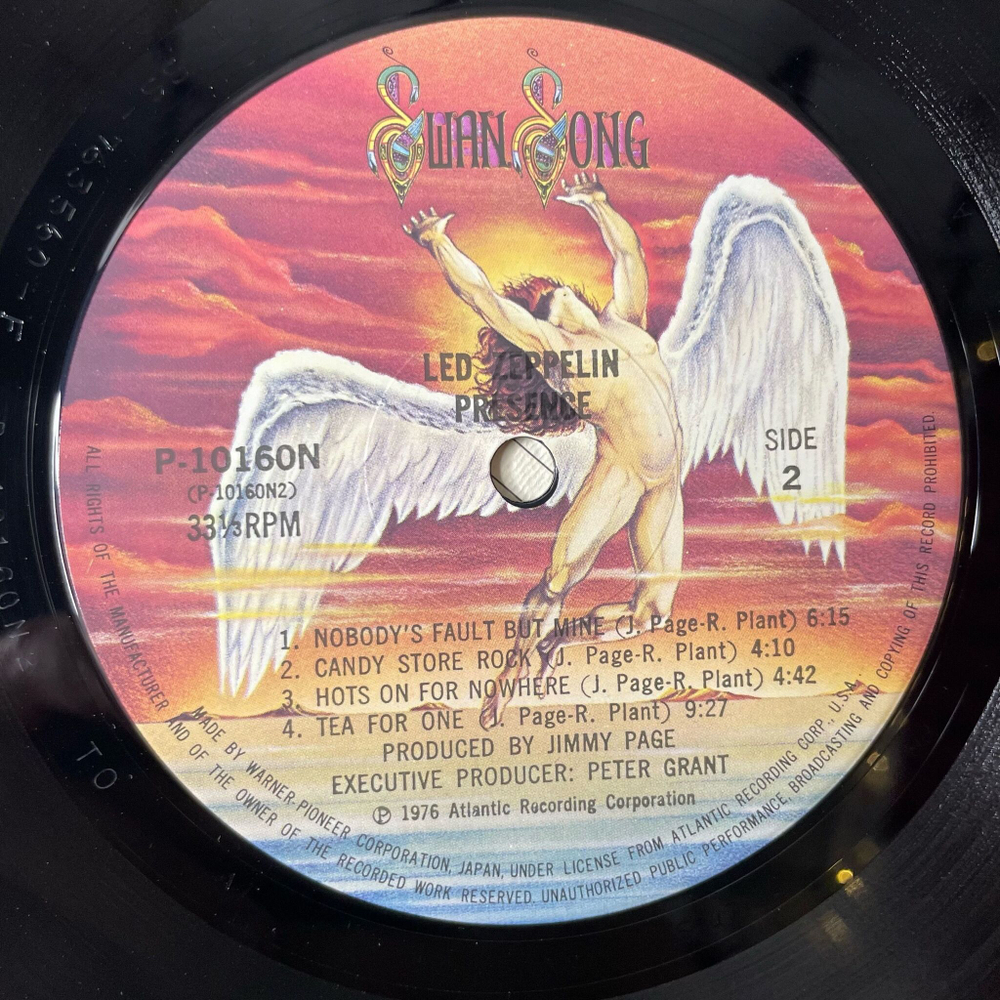 Винтажная виниловая пластинка LP Led Zeppelin Presence (Japan 1976) (No Obi) Candy Store Rock