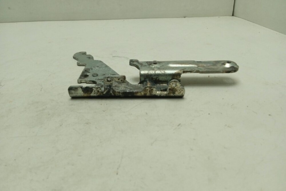 SRV53M00RU/06 ктп18 Петли двери для посудомоечной машины Bosch SRV53M00RU/06 б/у