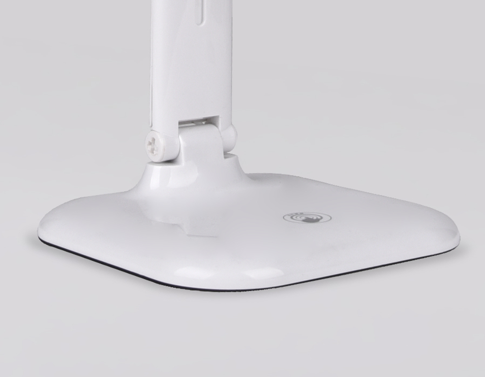 Светодиодная настольная лампа DE500 WH белый LED 4200K 9W