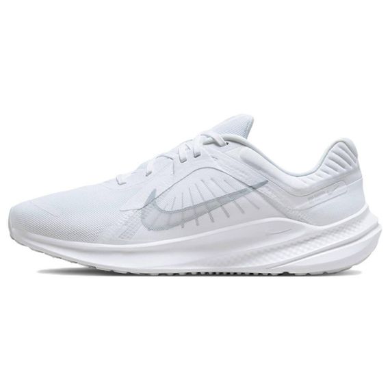 Nike Quest 5